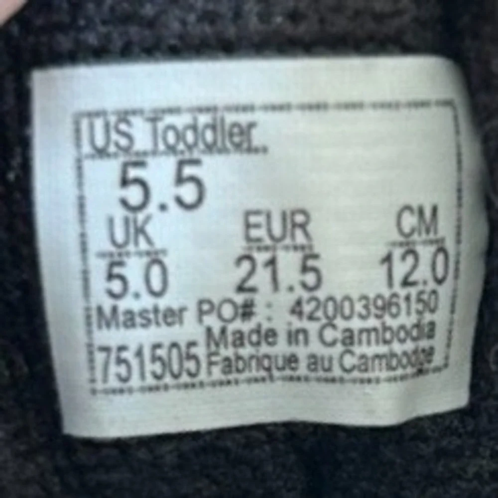 Vans Sk8-Hi Black Streetwear Skate Side Zip‎ Sneaker - Toddler 5.5